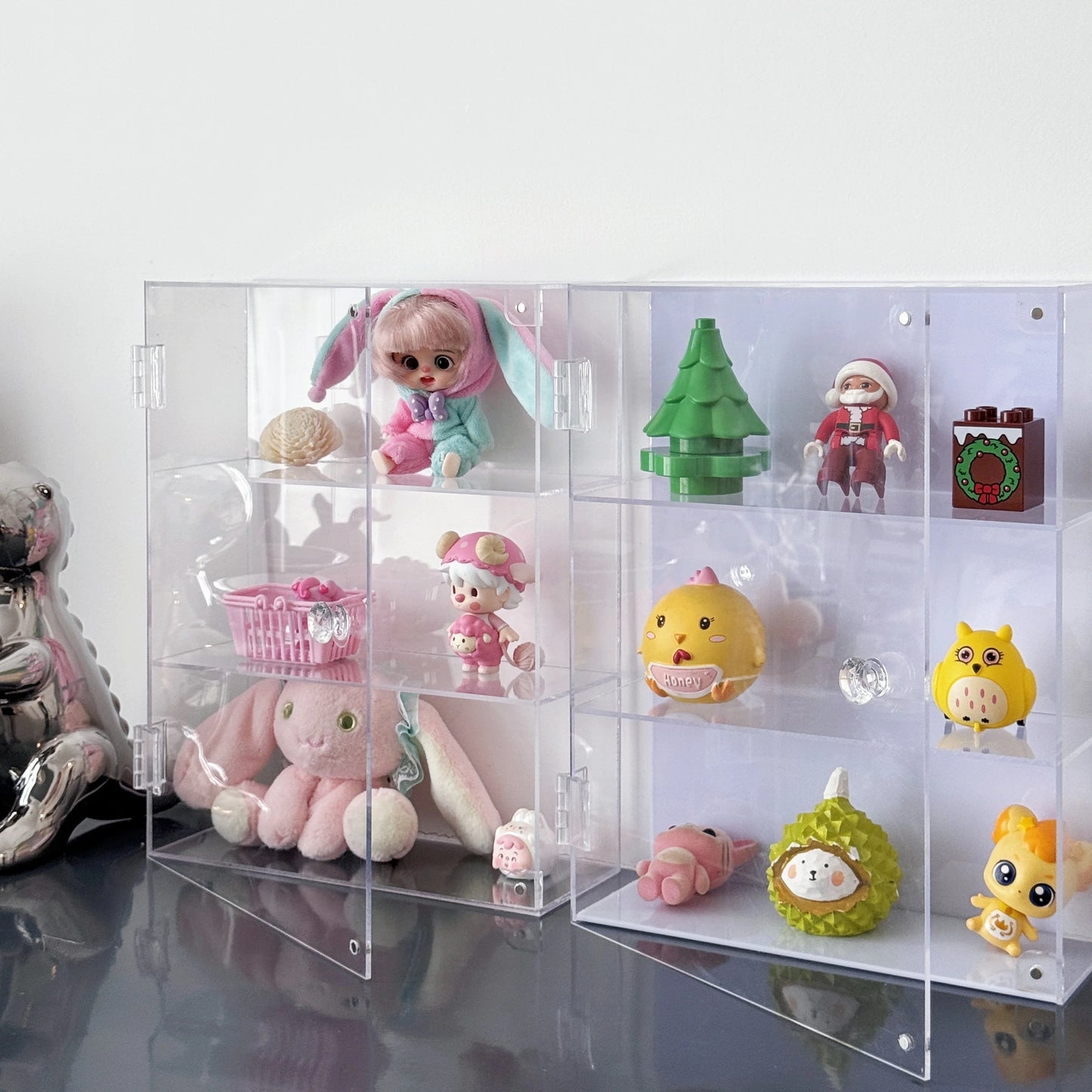 Crystal Vanity Organizer – Vitrine Acrílica com Porta e Puxador
