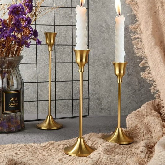 Nordic Flame Set – Conjunto de 3 Castiçais Vintage em Metal