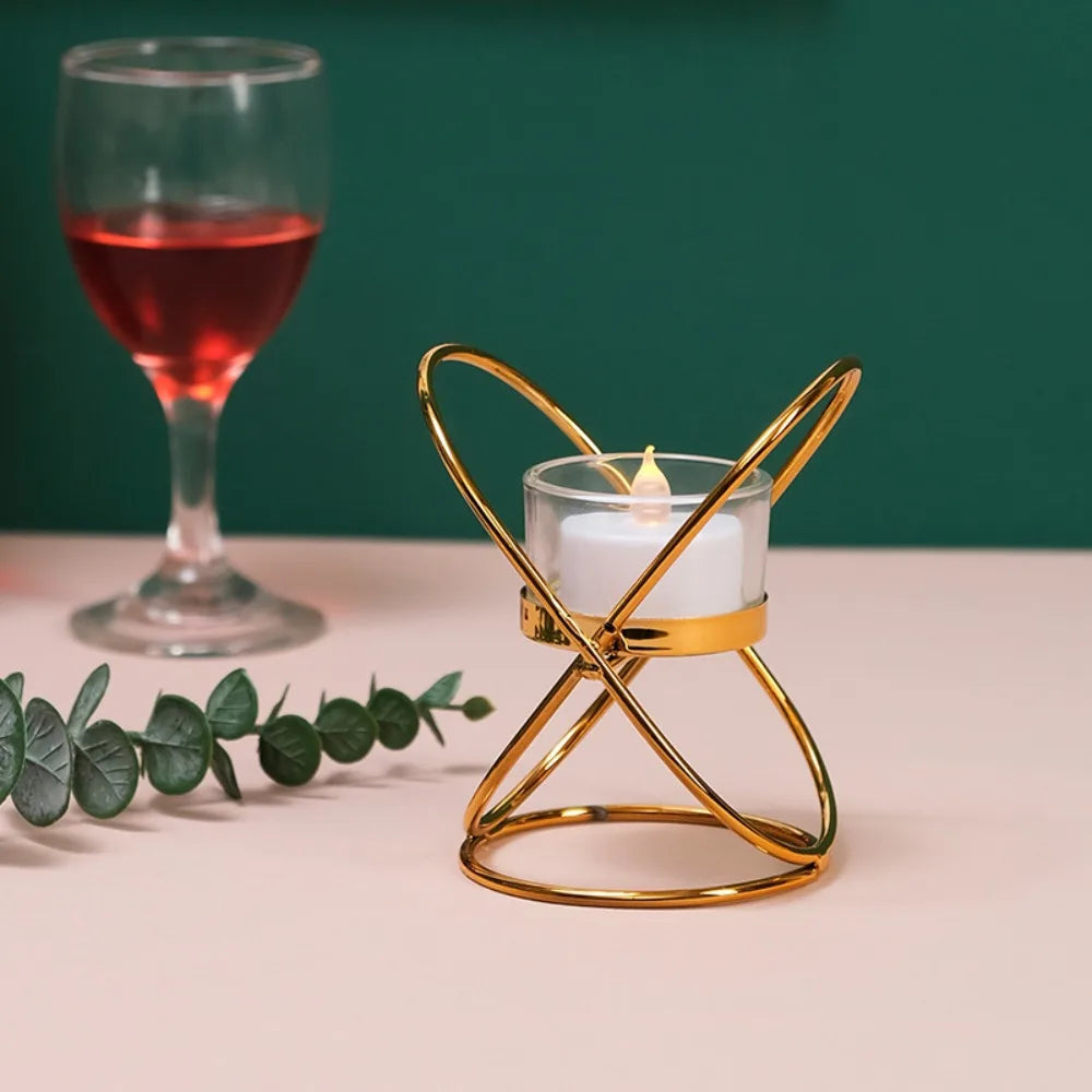 Nordic Glow Holder – Castiçal Decorativo em Metal Dourado
